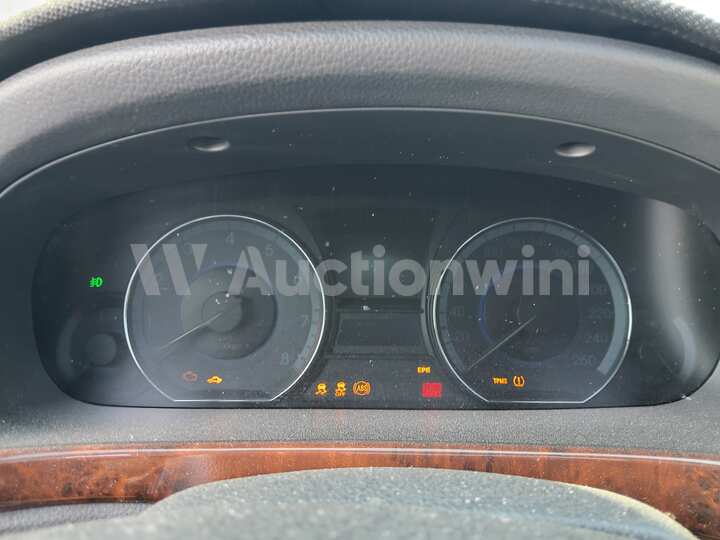 Hyundai Equus 2010 — 35