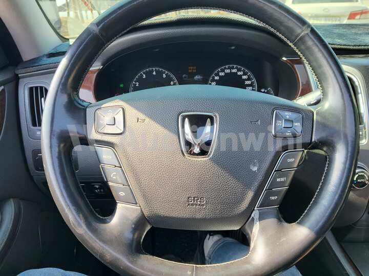 Hyundai Equus 2010 — 36