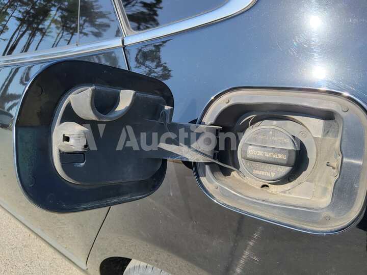 Hyundai Equus 2010 — 54