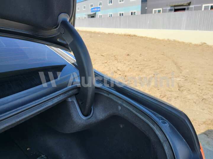 Hyundai Equus 2010 — 57
