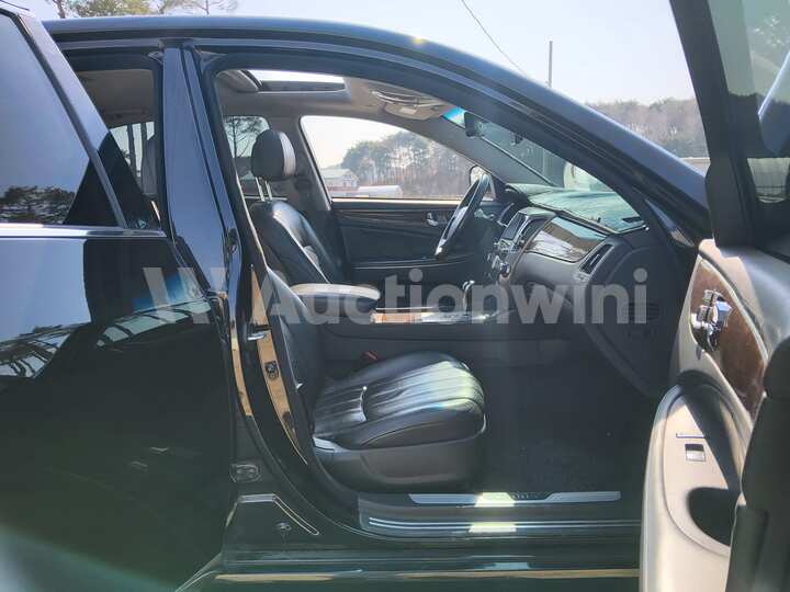 Hyundai Equus 2010 — 62