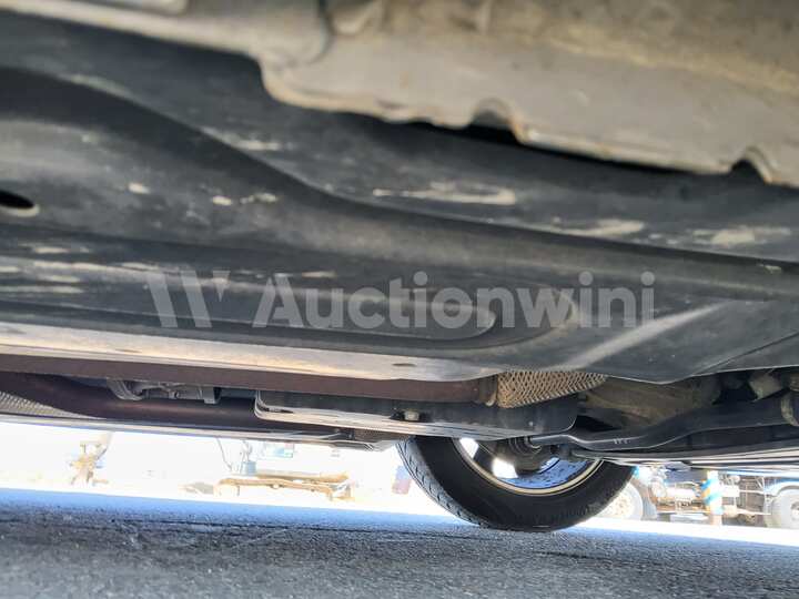 Hyundai Equus 2010 — 21