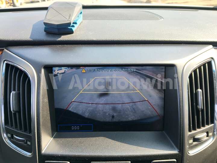 Hyundai Equus 2010 — 39