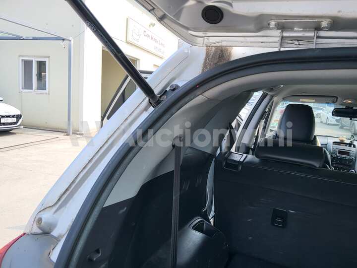 Kia Sorento 2010 — 51