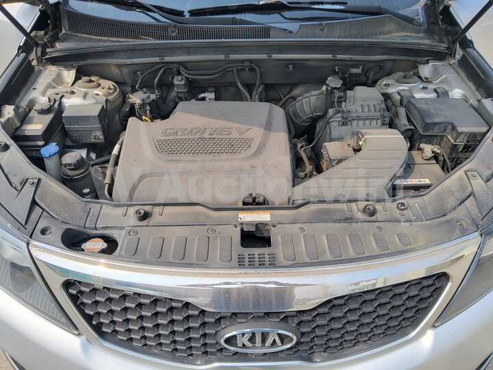 Kia Sorento 2010 — 60