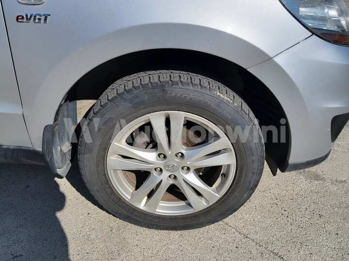 Hyundai SantaFe 2010 — 19