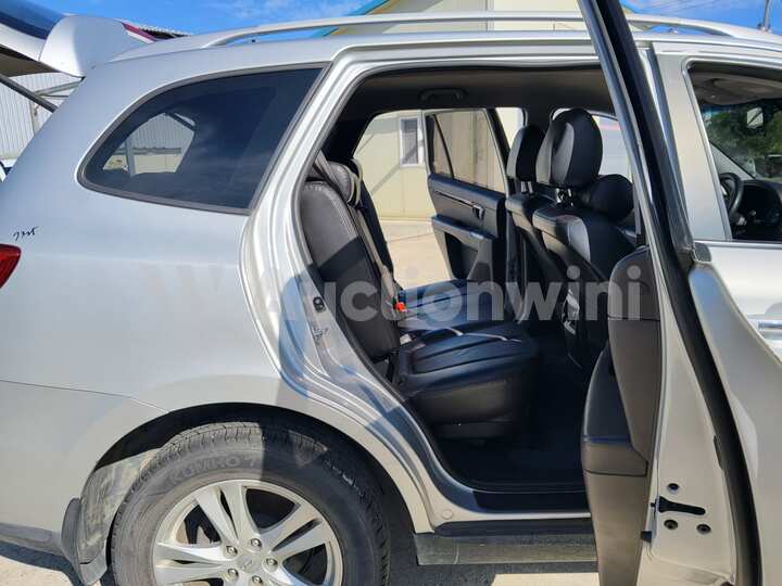 Hyundai SantaFe 2010 — 54