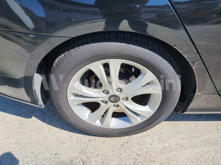 Hyundai Sonata 2010 — 18