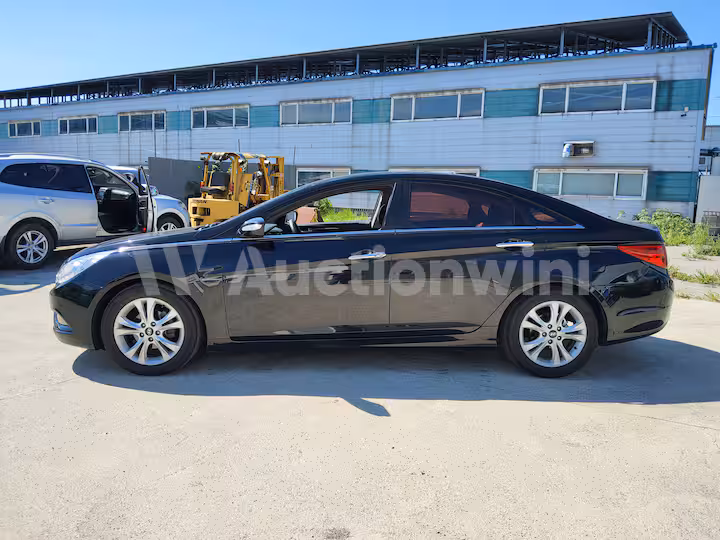 Hyundai Sonata 2010 — 3