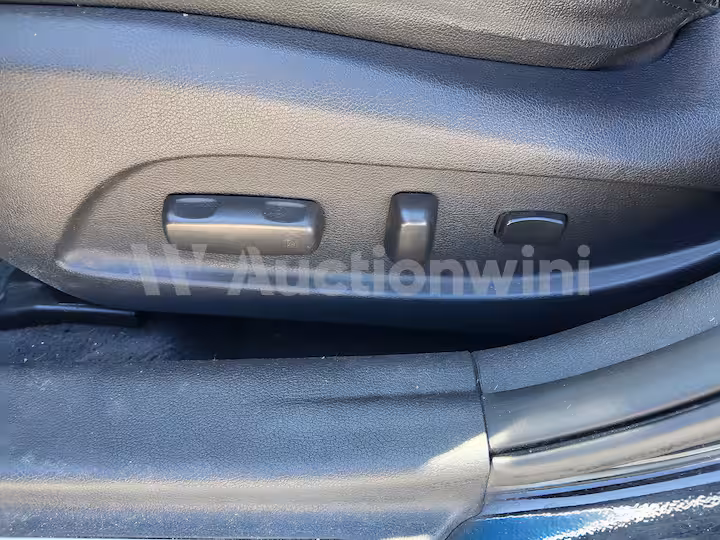 Hyundai Sonata 2010 — 48