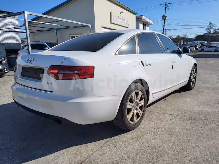 Audi A6 2010 — 5