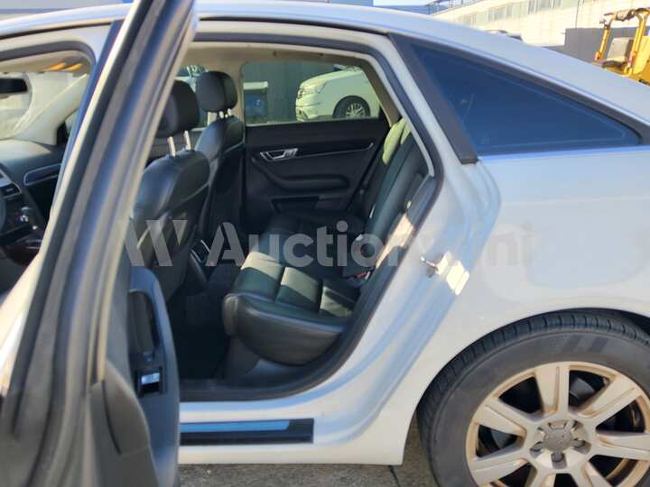 Audi A6 2010 — 50