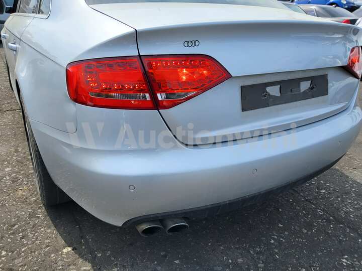 Audi A4 2010 — 16