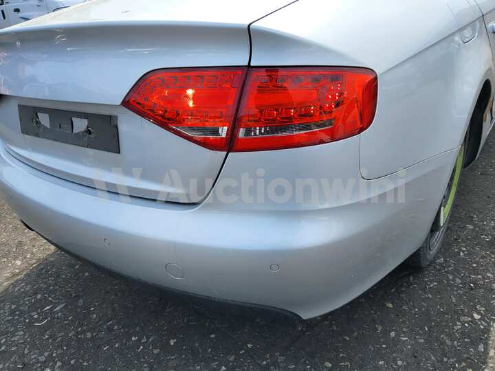 Audi A4 2010 — 17