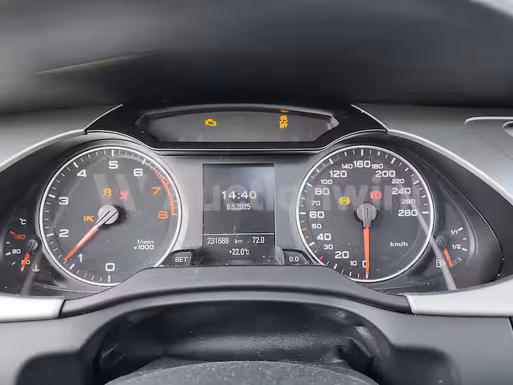 Audi A4 2010 — 36