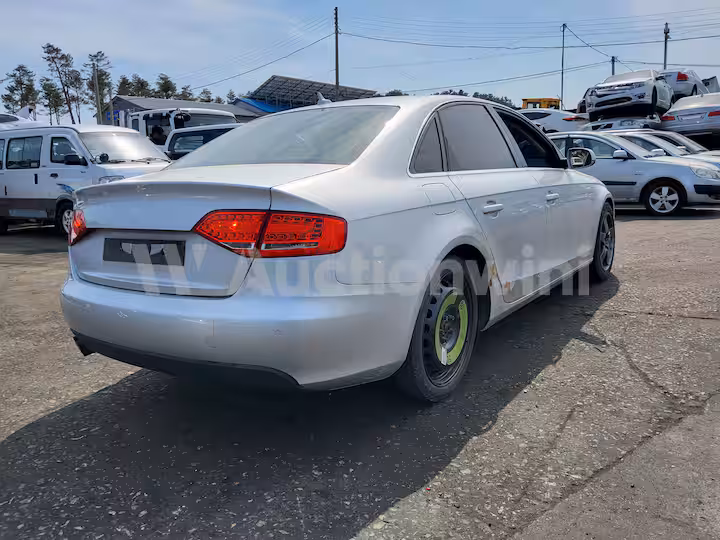 Audi A4 2010 — 6