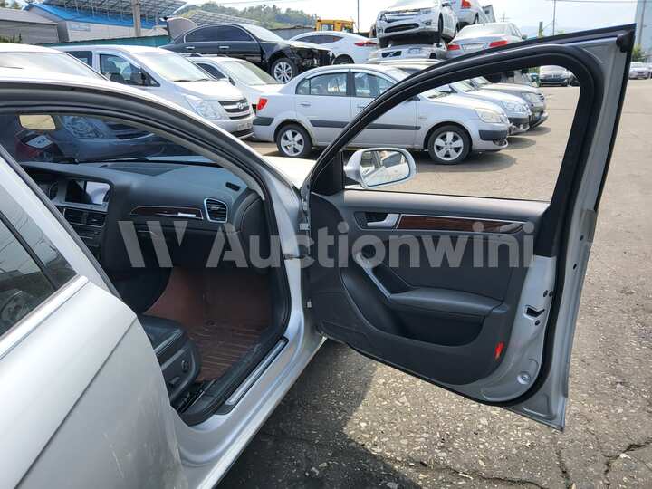 Audi A4 2010 — 59