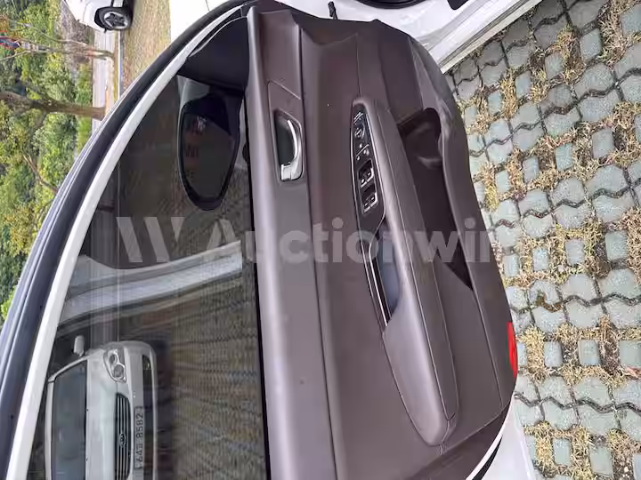Kia K5 2018 — 13
