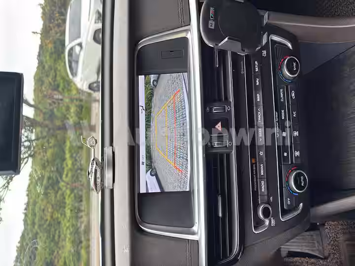 Kia K5 2018 — 44
