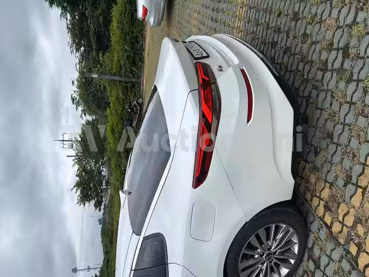 Kia K5 2018 — 50