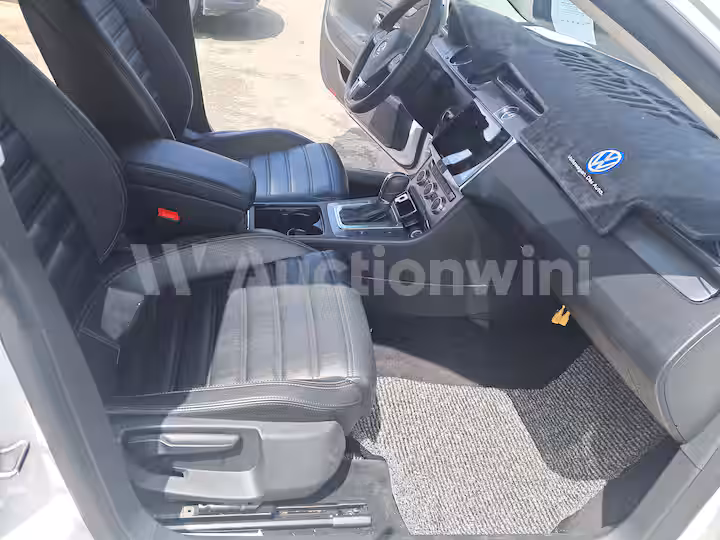 Volkswagen CC 2014 — 34