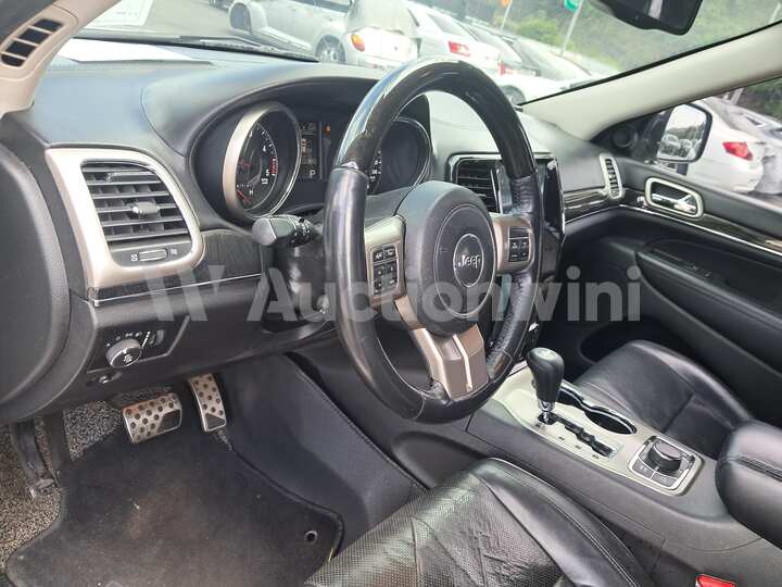 Jeep Cherokee 2013 — 19