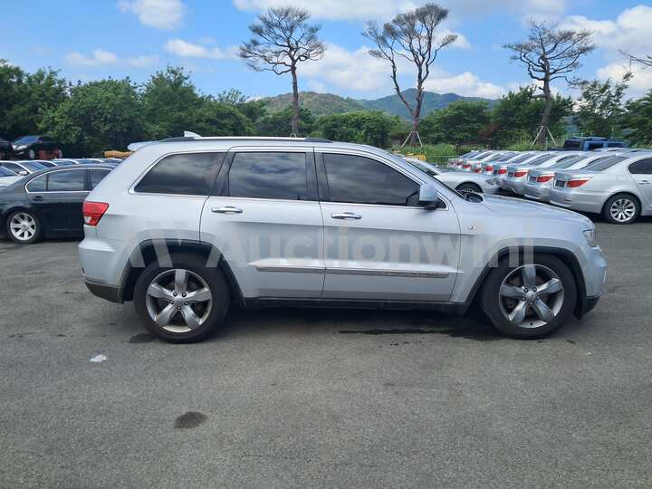 Jeep Cherokee 2013 — 6