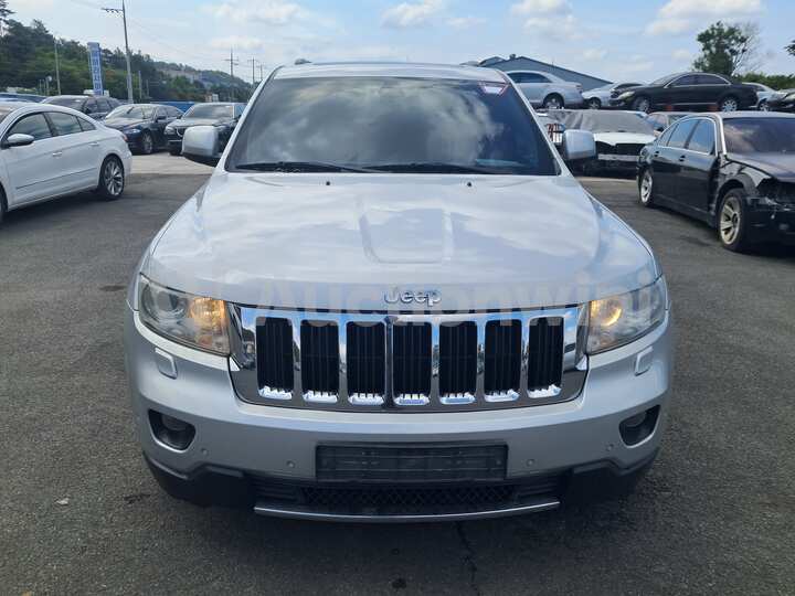 Jeep Cherokee 2013 — 8