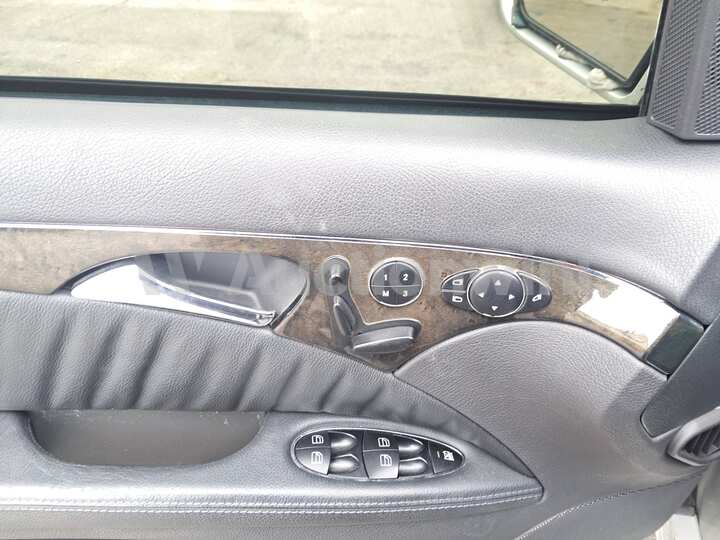 Mercedes Benz E Class 2003 — 14