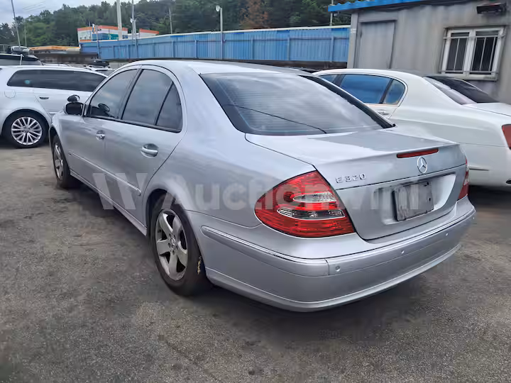 Mercedes Benz E Class 2003 — 3