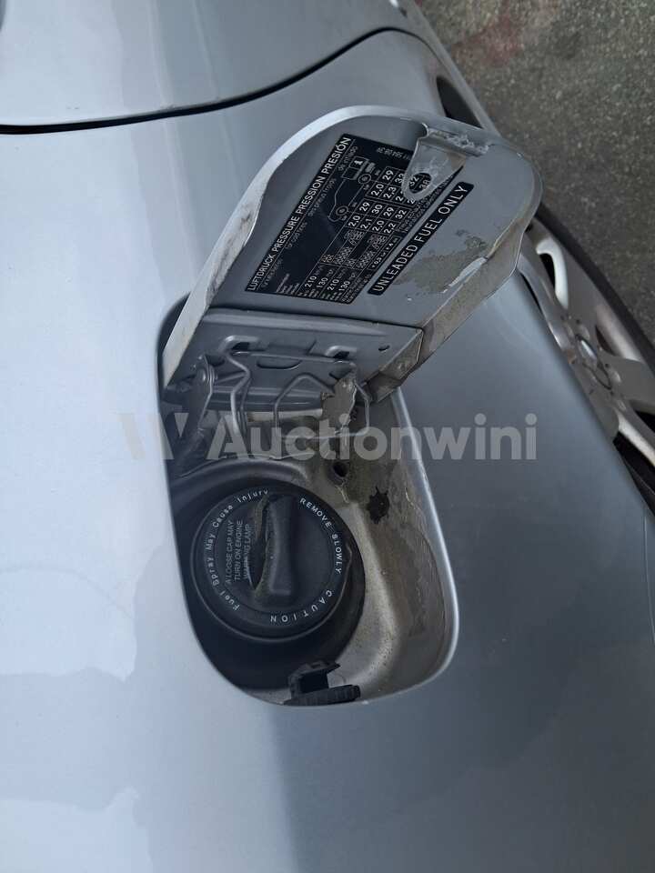 Mercedes Benz E Class 2003 — 29
