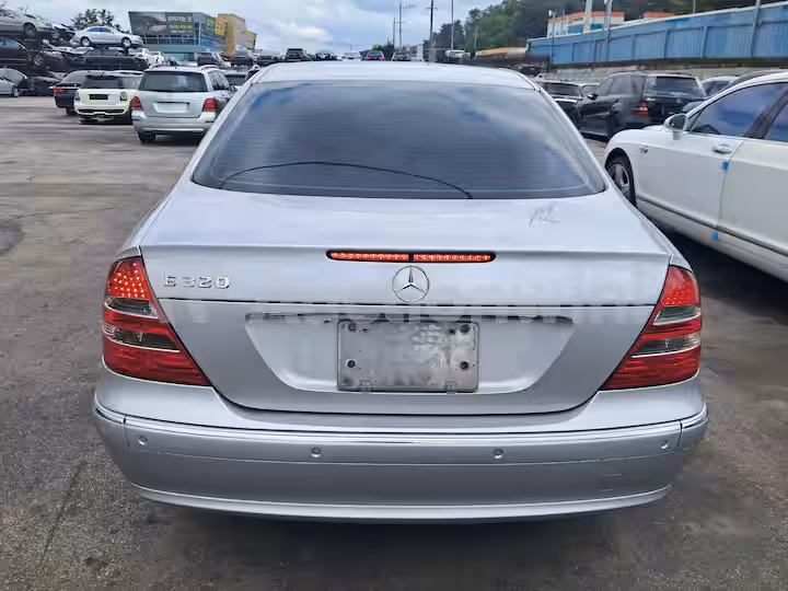 Mercedes Benz E Class 2003 — 4