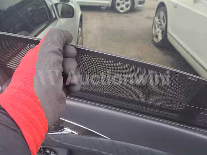 Mercedes Benz E Class 2003 — 31