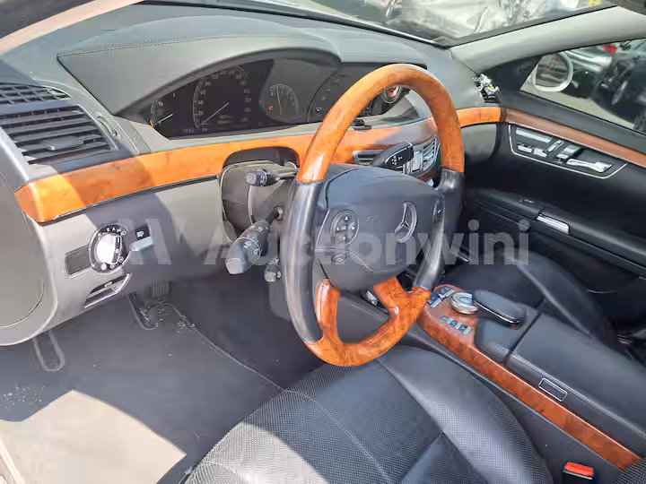 Mercedes Benz S Class 2006 — 11