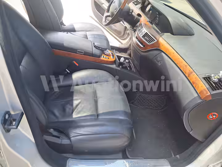 Mercedes Benz S Class 2006 — 31