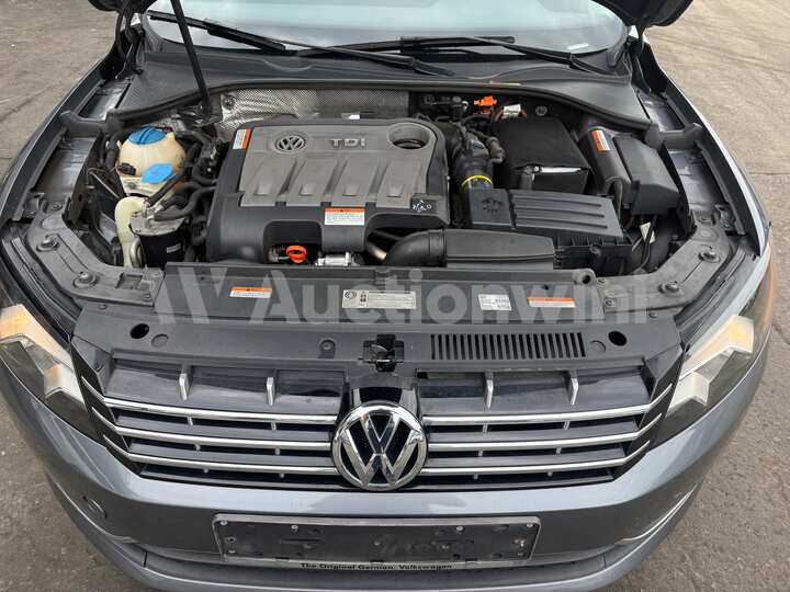 Volkswagen Passat 2014 — 19