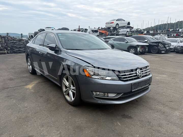 Volkswagen Passat 2014 — 3