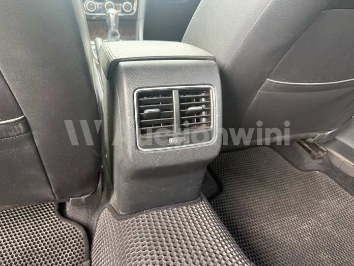 Volkswagen Passat 2014 — 38