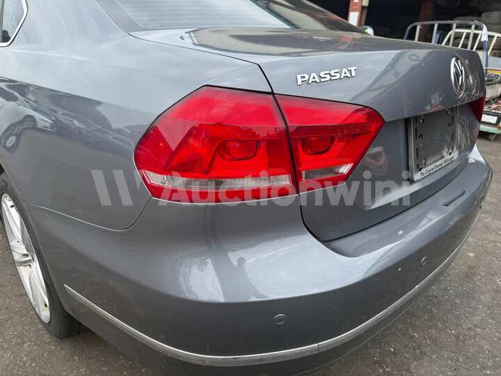 Volkswagen Passat 2014 — 10