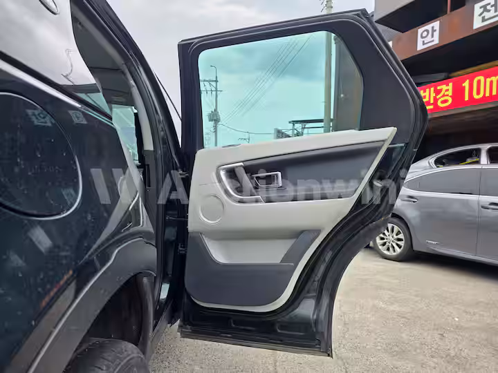 Land Rover Discovery Sport 2016 — 22