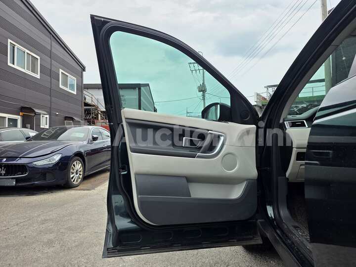 Land Rover Discovery Sport 2016 — 23