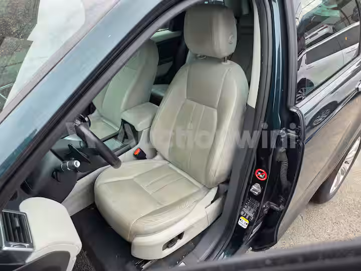 Land Rover Discovery Sport 2016 — 26