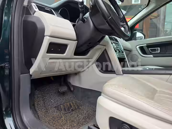 Land Rover Discovery Sport 2016 — 27