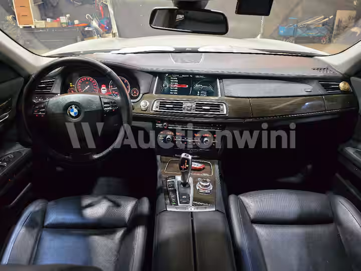 BMW 7 Series 2013 — 29