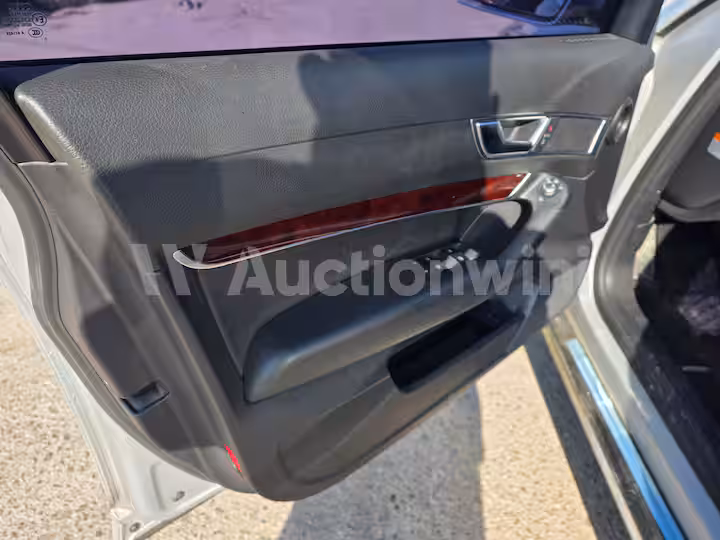 Audi A6 2011 — 25