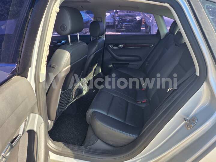 Audi A6 2011 — 29