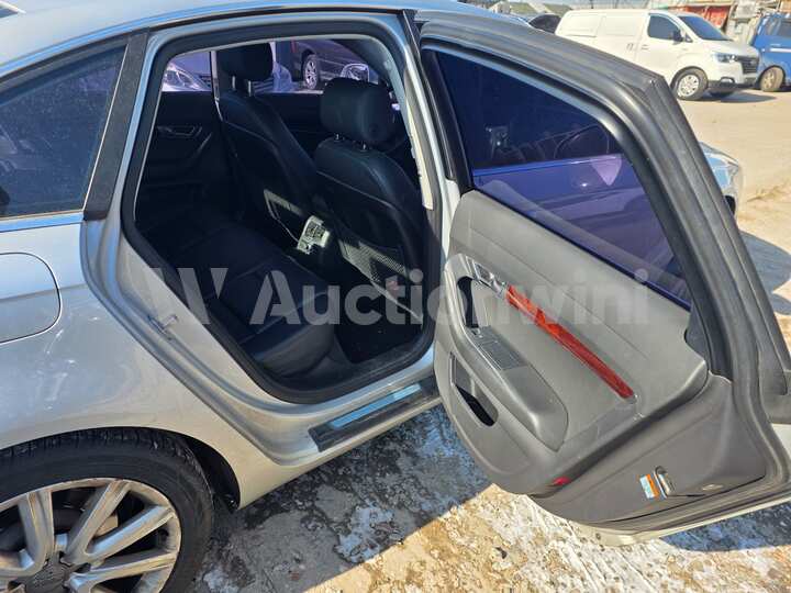 Audi A6 2011 — 37