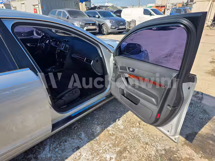 Audi A6 2011 — 43