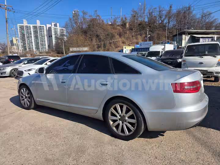 Audi A6 2011 — 6