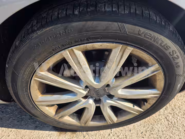Audi A6 2011 — 51